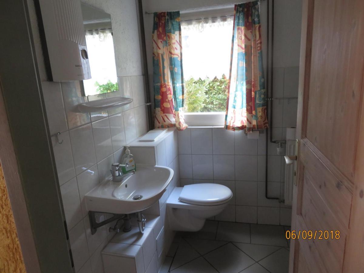 Gruppenbungalow-Waldhaus-Am Ferienpark Миров Екстериор снимка